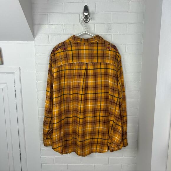 Terra & Sky Golden Yellow Plaid Floral Embroidered Flannel Button Down 3X - Picture 6 of 6
